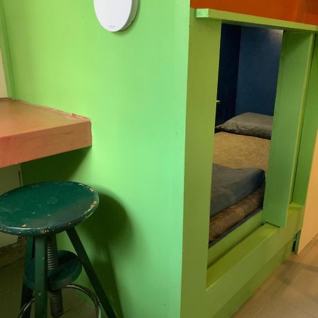 Bestow Capsule Hostel Kuala Lumpur Extérieur photo