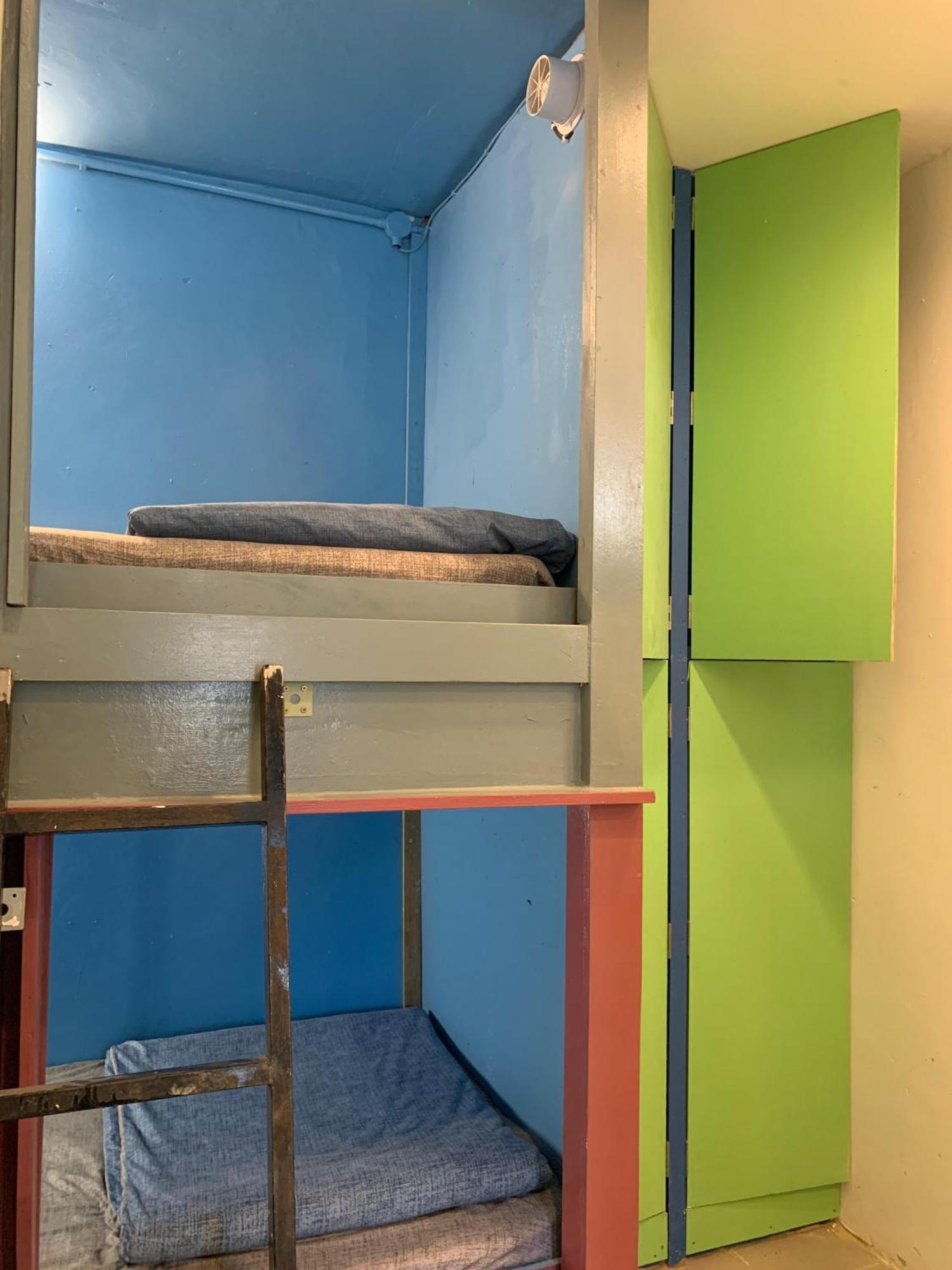 Bestow Capsule Hostel Kuala Lumpur Extérieur photo