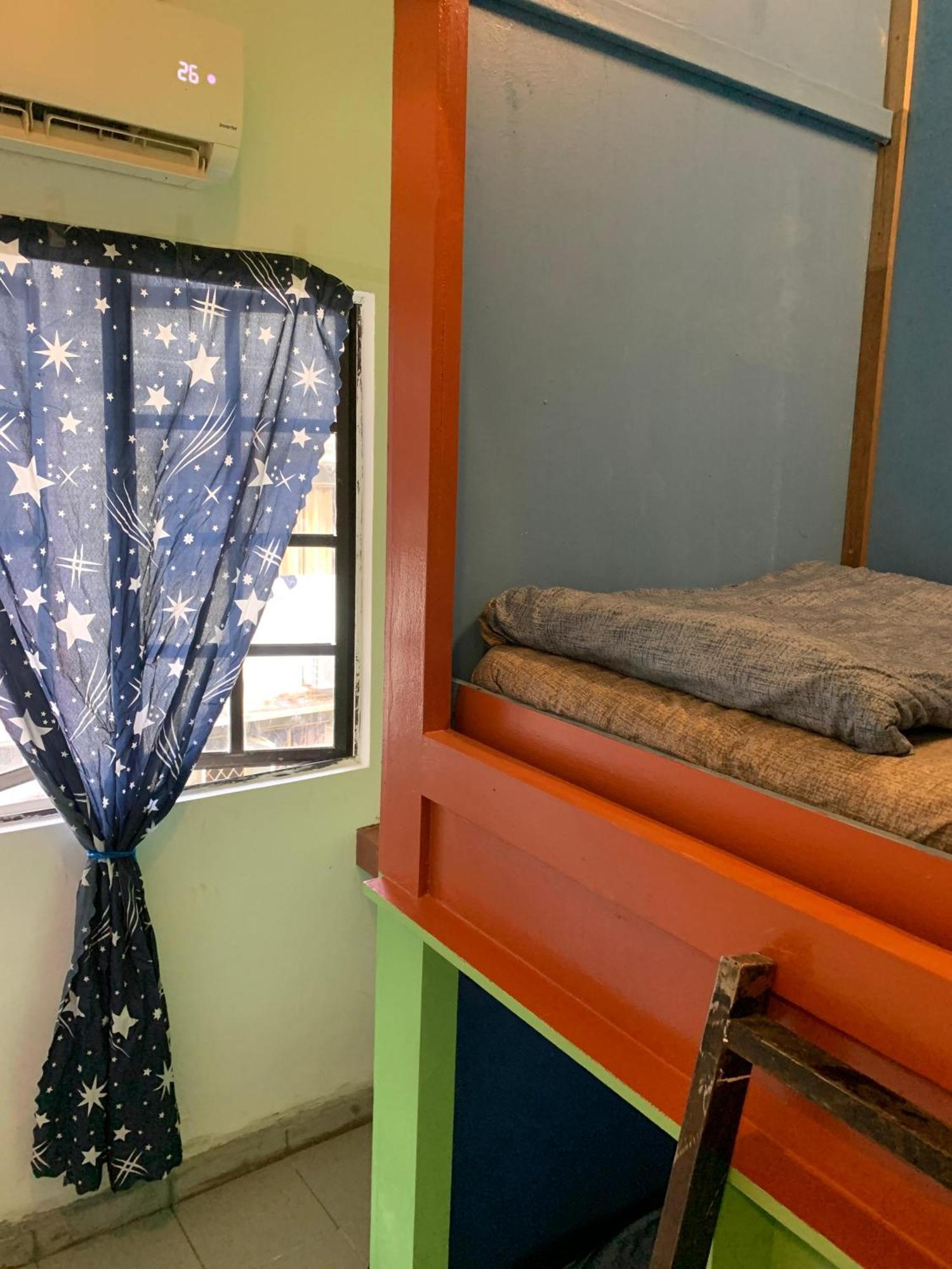 Bestow Capsule Hostel Kuala Lumpur Extérieur photo
